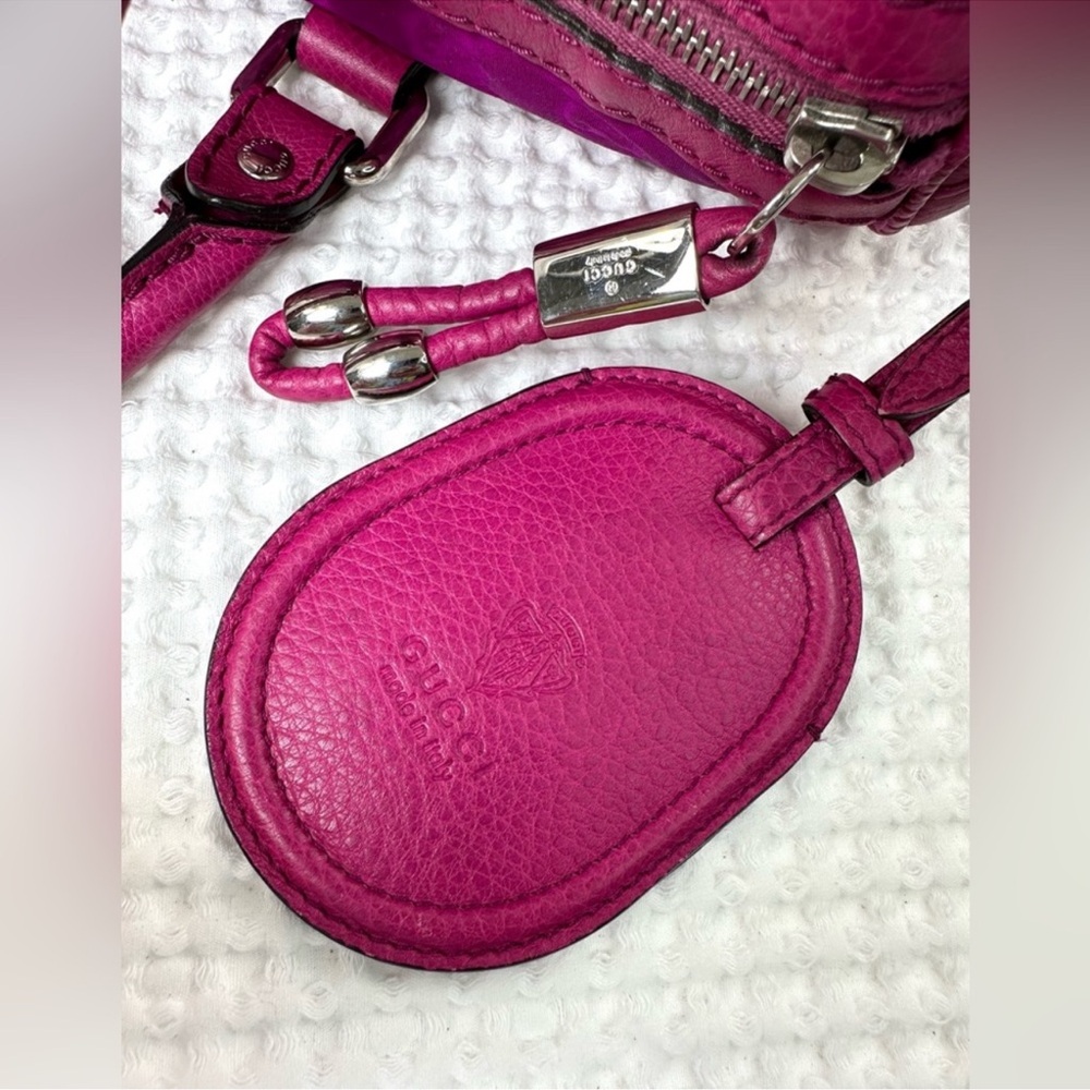 Gucci Gucissima Techno Tag Neoprene & Leather Boston Bag - Vibrant Magenta - Picture 6 of 13